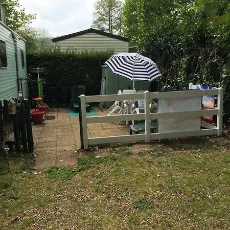Mobil-home Confortable Le Chateau אתר קמפינג Blangy-le-Château